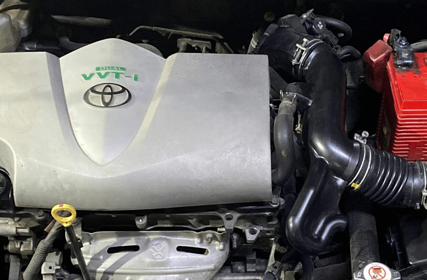 2020 Toyota YARIS VX MT, Petrol, Manual, 53,800 km, Engine View
