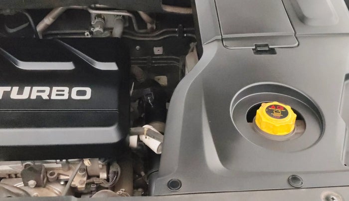 2023 MG HECTOR PLUS SAVVY PRO 1.5 TURBO CVT 7 STR, Petrol, Automatic, 44,800 km, Engine View - Left