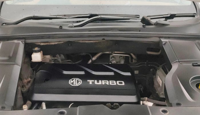 2023 MG HECTOR PLUS SAVVY PRO 1.5 TURBO CVT 7 STR, Petrol, Automatic, 44,800 km, Engine View