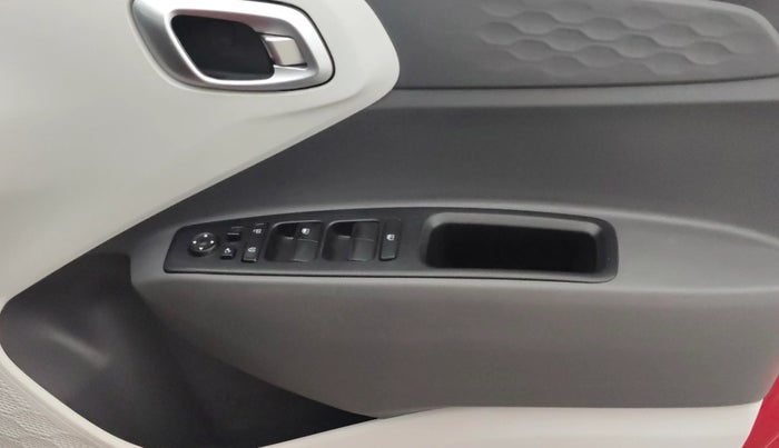 2020 Hyundai GRAND I10 NIOS SPORTZ 1.2 KAPPA VTVT, Petrol, Manual, 19,974 km, Driver Side Door Panels Control