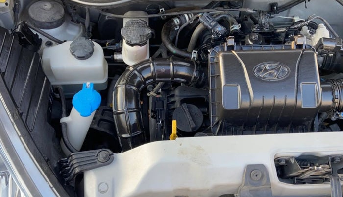 2018 Hyundai Eon ERA +, Petrol, Manual, 33,667 km, Engine View - Right