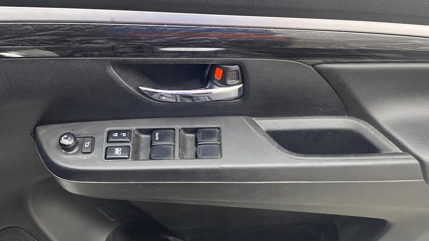 2020 Maruti XL6 ZETA MT, Petrol, Manual, 74,762 km, Driver Side Door Panels Control