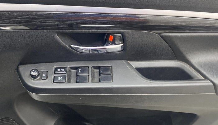 2020 Maruti XL6 ZETA MT, Petrol, Manual, 74,762 km, Driver Side Door Panels Control