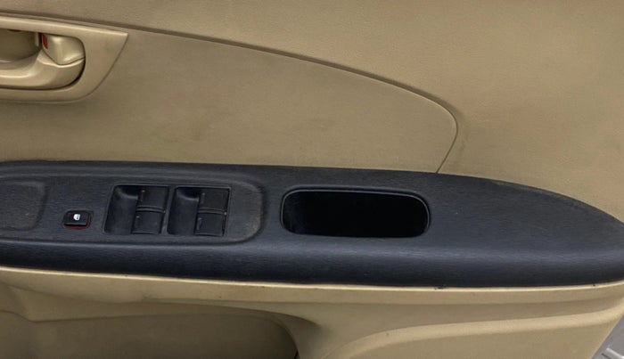 2014 Honda Amaze 1.2L I-VTEC E, Petrol, Manual, 80,033 km, Driver Side Door Panels Control