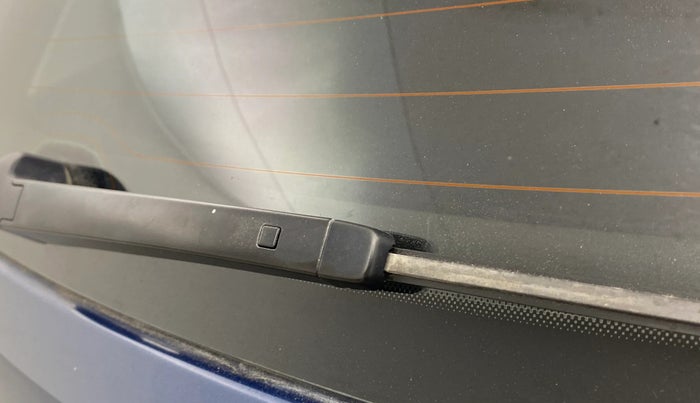 2016 Volkswagen Polo COMFORTLINE 1.2L, Petrol, Manual, 58,130 km, Rear Wiper