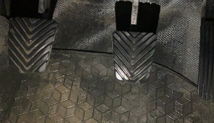 2022 Hyundai Verna SX (O)1.5 VTVT, CNG, Manual, 60,708 km, Pedals