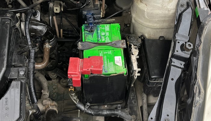 2015 Maruti Swift Dzire VXI, Petrol, Manual, 45,575 km, Engine View - Left