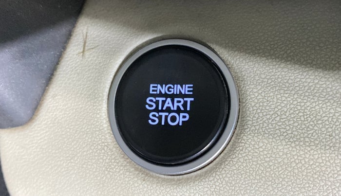 2024 Hyundai Verna SX (O) 1.5 MPI MT, Petrol, Manual, 9,359 km, Keyless Start/ Stop Button