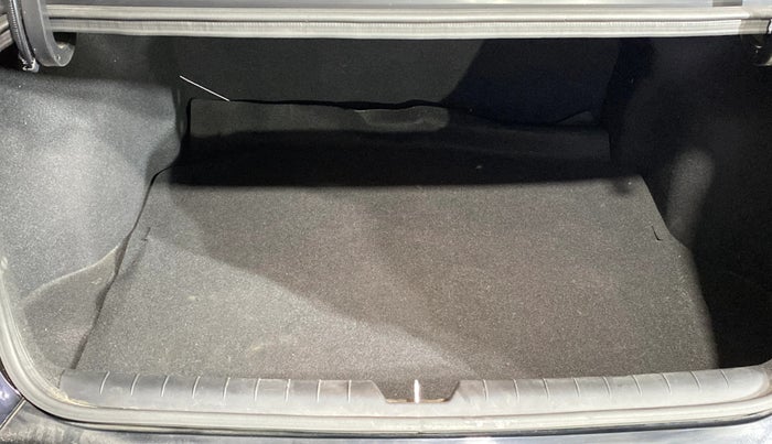 2024 Hyundai Verna SX (O) 1.5 MPI MT, Petrol, Manual, 9,359 km, Boot Inside