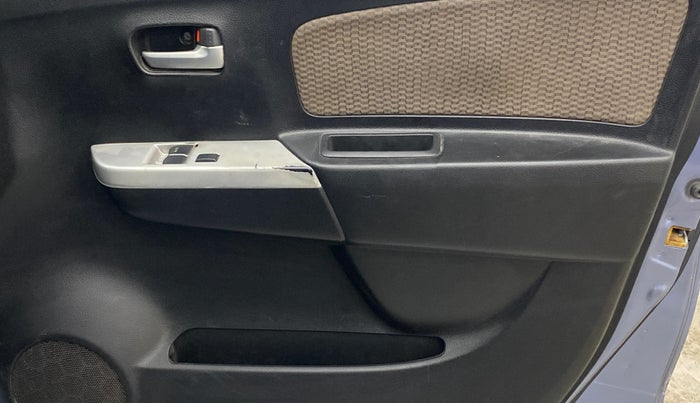 2013 Maruti Wagon R 1.0 LXI CNG, CNG, Manual, 85,769 km, Driver Side Door Panels Control
