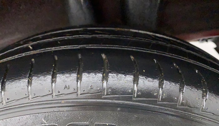 2019 Hyundai NEW SANTRO SPORTZ CNG, CNG, Manual, 70,976 km, Left Rear Tyre Tread
