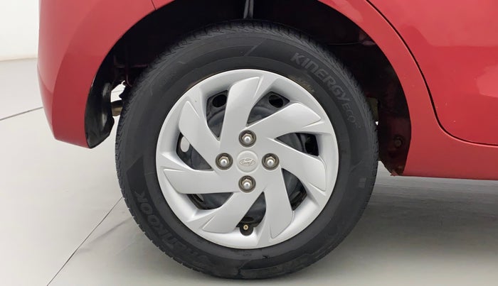 2019 Hyundai NEW SANTRO SPORTZ CNG, CNG, Manual, 70,976 km, Right Rear Wheel