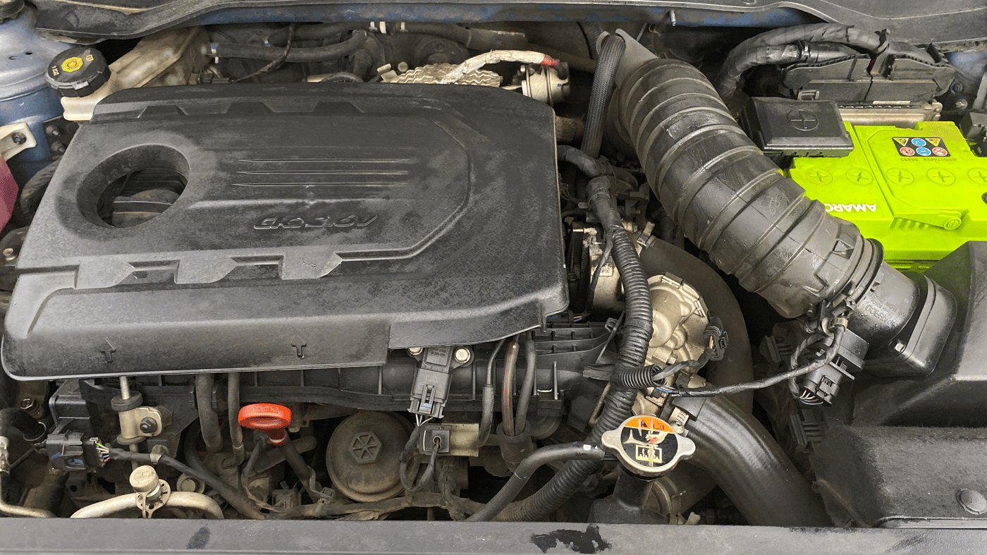 2021 Hyundai VENUE SX 1.5 CRDI, Diesel, Manual, 1,15,100 km, Engine View