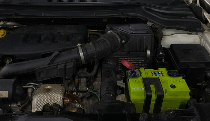 2022 Mahindra XUV300 W8 (O) 1.2 PETROL, Petrol, Manual, 61,570 km, Engine View - Left