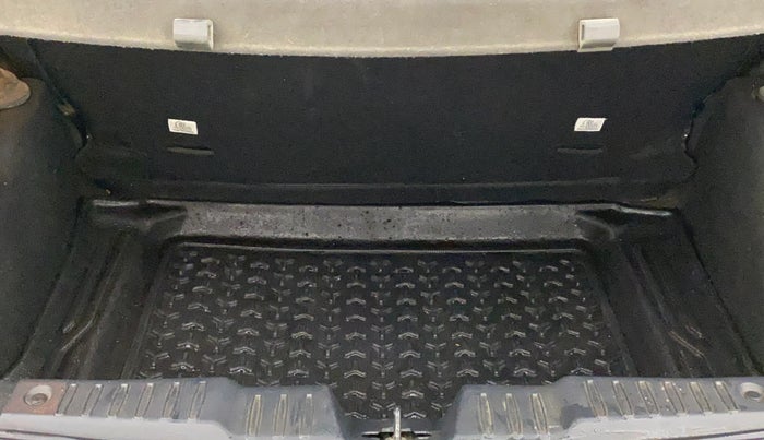 2022 Tata ALTROZ XZ PLUS PETROL, Petrol, Manual, 70,104 km, Boot Inside