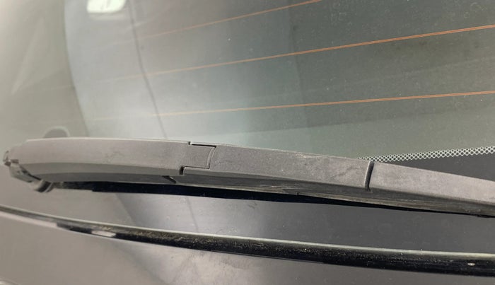 2021 Hyundai NEW I20 ASTA 1.2 AT, Petrol, Automatic, 36,329 km, Rear Wiper