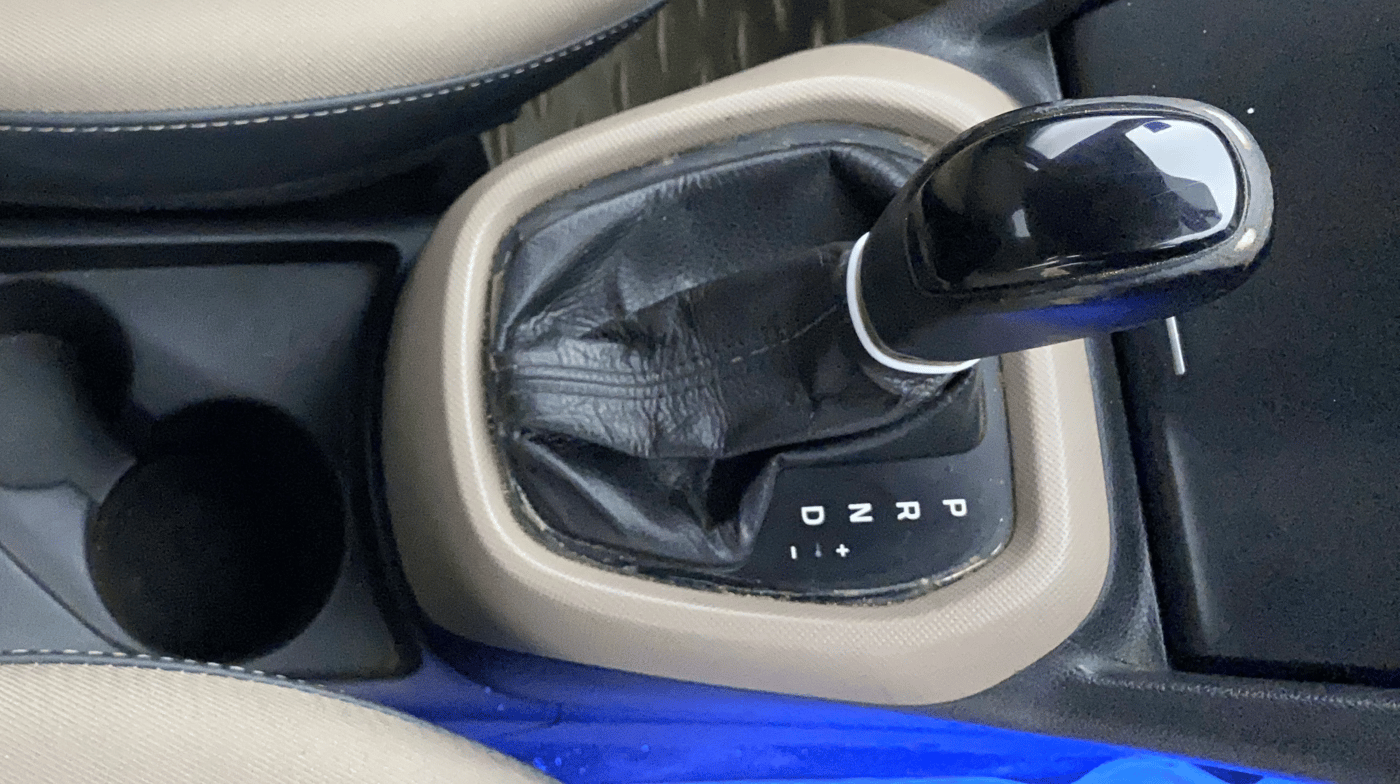 2014 Hyundai Xcent SX AT 1.2 (O), Petrol, Automatic, 88,057 km, Gear Lever