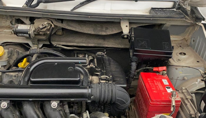 2017 Renault Kwid RXT 1.0 AMT (O), Petrol, Automatic, 28,074 km, Engine View - Left