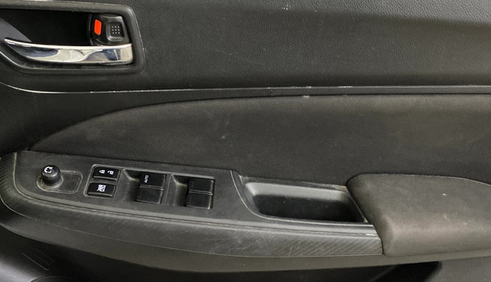 2022 Maruti Swift VXI AMT, Petrol, Automatic, 36,634 km, Driver Side Door Panels Control