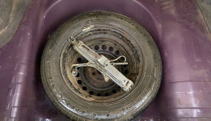 2015 Honda Amaze 1.2L I-VTEC S, Petrol, Manual, 1,25,429 km, Spare Tyre