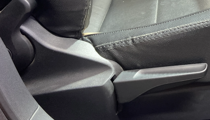 2023 Skoda SLAVIA ACTIVE 1.0L TSI MT, Petrol, Manual, 31,188 km, Driver Side Adjustment Panel