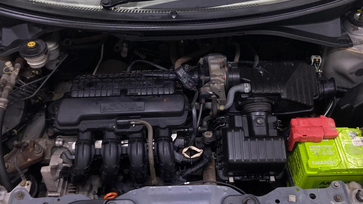 2015 Honda Amaze 1.2L I-VTEC S, Petrol, Manual, 92,331 km, Engine View