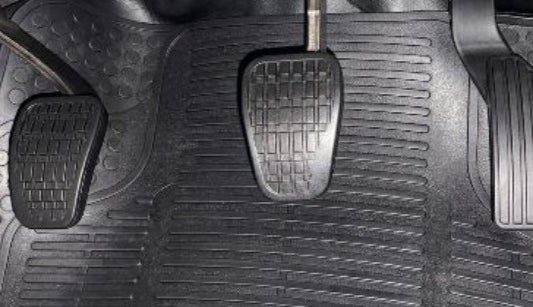 2017 Tata NEXON XZ PLUS PETROL, Petrol, Manual, 1,17,602 km, Pedals