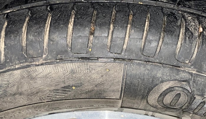 2017 Tata NEXON XZ PLUS PETROL, Petrol, Manual, 1,17,602 km, Left Rear Tyre Tread