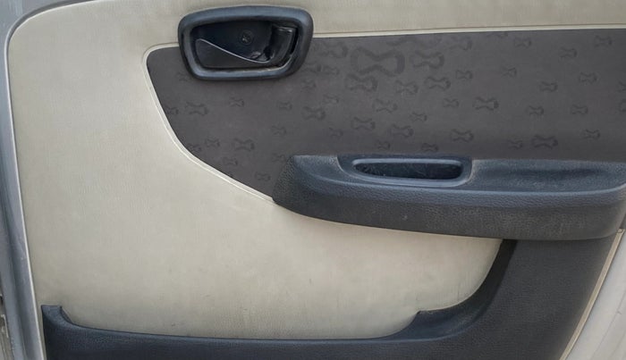 2016 Tata Nano TWIST XT, Petrol, Manual, 34,571 km, Driver Side Door Panels Control