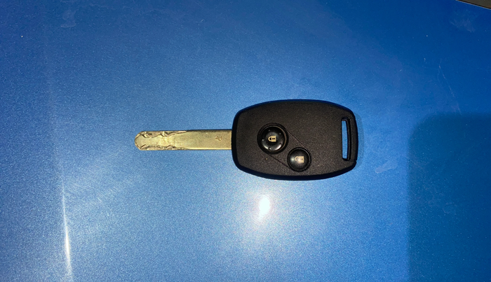 2014 Honda Brio S MT, Petrol, Manual, 40,870 km, Key Close Up