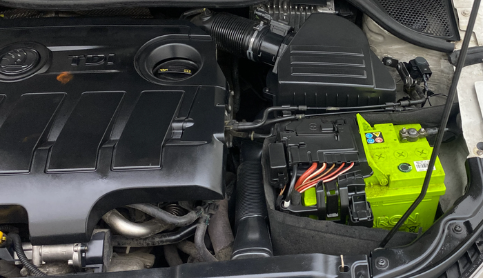 2017 Skoda Rapid AMBITION 1.5 TDI, Diesel, Manual, 1,02,417 km, Engine View - Left