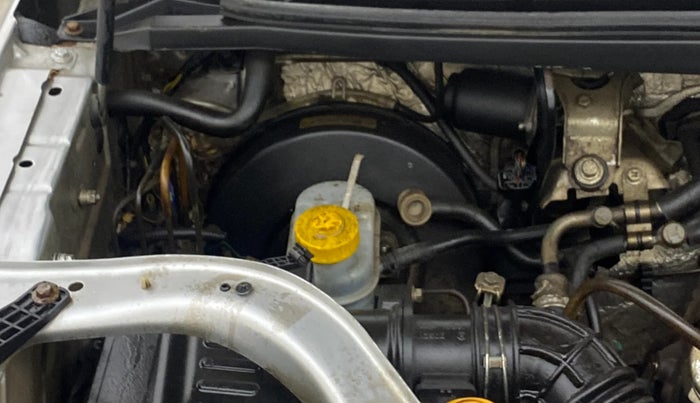 2017 Mahindra TUV300 T8, Diesel, Manual, 70,081 km, Engine View - Right