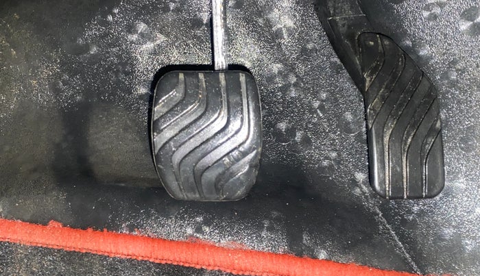 2020 Renault Kwid RXT 1.0 AMT, Petrol, Automatic, 16,301 km, Pedals