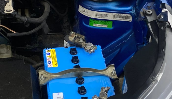 2022 Tata PUNCH CREATIVE  AMT, Petrol, Automatic, 31,442 km, Engine View - Left