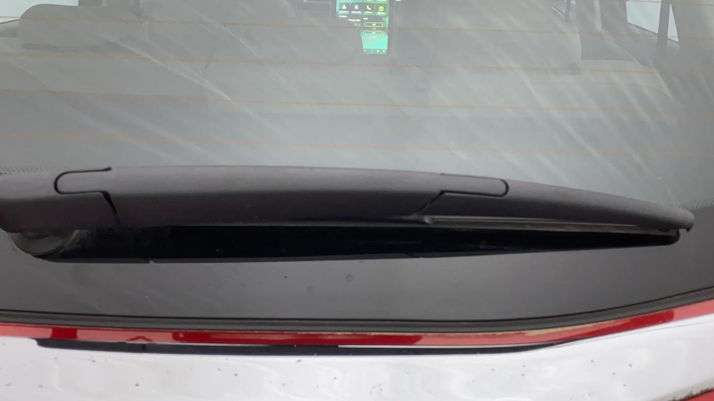 2023 MG HECTOR SMART PRO 1.5 TURBO MT PETROL, Petrol, Manual, 16,880 km, Rear Wiper