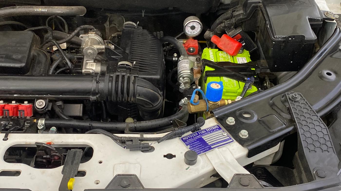 2023 Nissan MAGNITE XV PREMIUM, CNG, Manual, 8,743 km, Engine View - Left