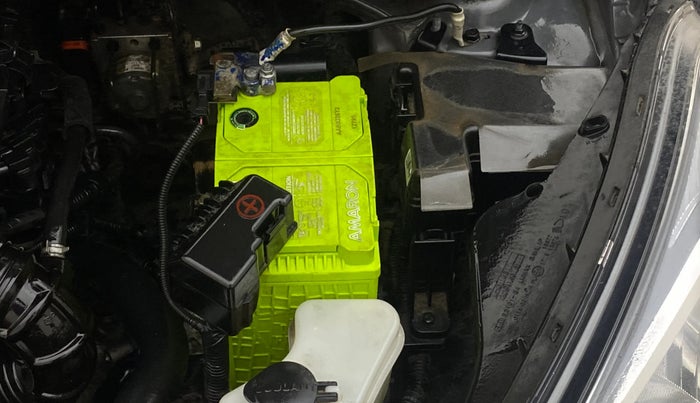 2017 Hyundai Xcent SX 1.2, Petrol, Manual, 26,172 km, Engine View - Left