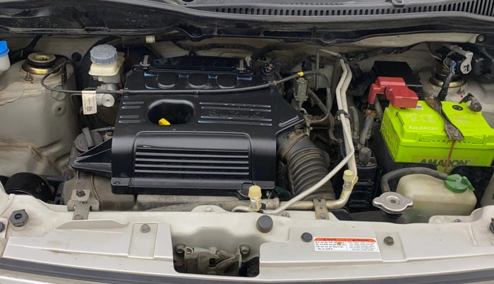 2015 Maruti Wagon R 1.0 VXI, Petrol, Manual, 75,237 km, Engine View