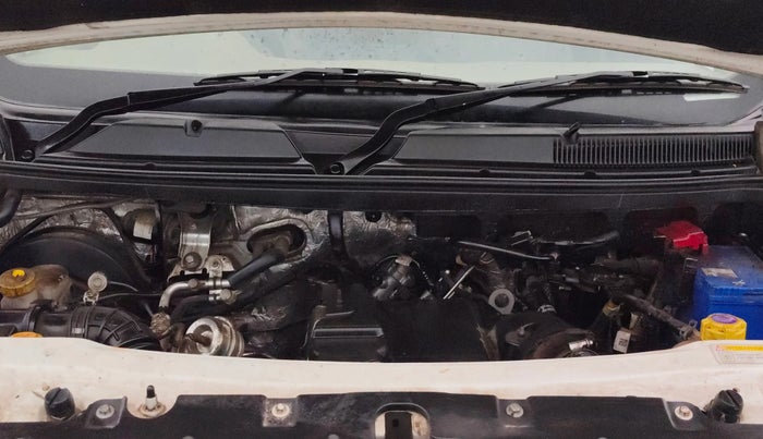 2019 Mahindra TUV300 T10, Diesel, Manual, 61,847 km, Engine View