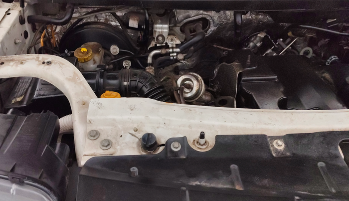 2019 Mahindra TUV300 T10, Diesel, Manual, 61,847 km, Engine View - Right