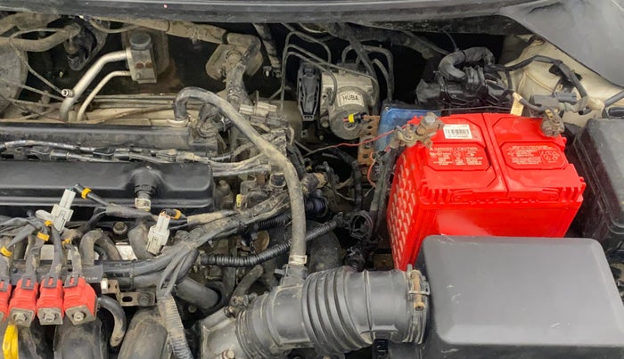 2015 Hyundai Elite i20 ASTA 1.2, CNG, Manual, 1,24,452 km, Engine View - Left