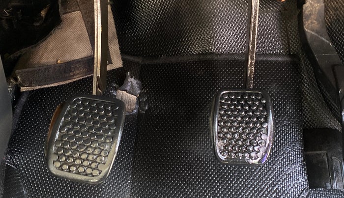 2016 Renault Kwid RXT 0.8, Petrol, Manual, 56,434 km, Pedals