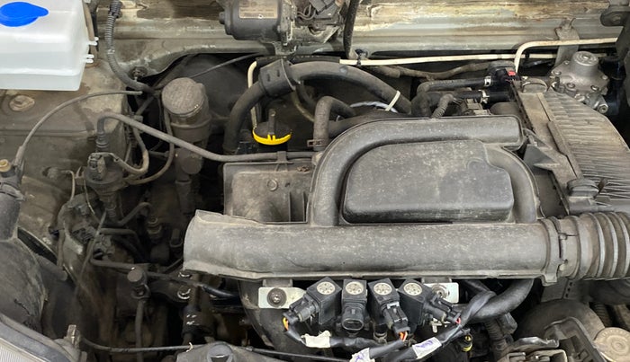 2016 Renault Kwid RXT 0.8, CNG, Manual, 92,592 km, Engine View - Right