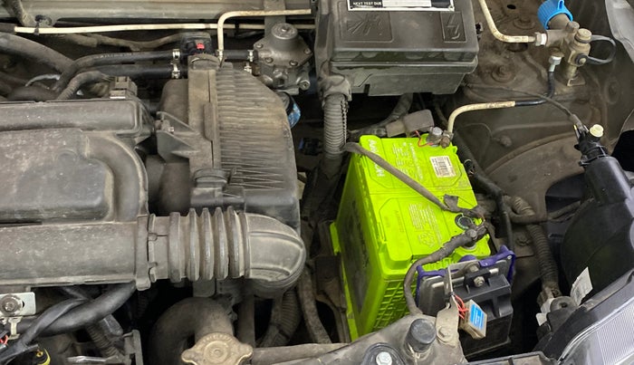 2016 Renault Kwid RXT 0.8, CNG, Manual, 92,592 km, Engine View - Left