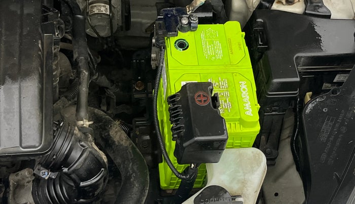 2017 Hyundai Xcent SX 1.2, Petrol, Manual, 38,127 km, Engine View - Left