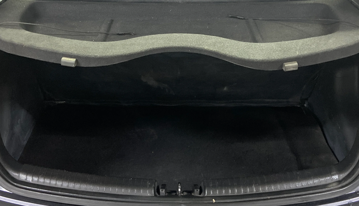 2016 Hyundai Grand i10 SPORTZ 1.1 CRDI, Diesel, Manual, 86,720 km, Boot Inside