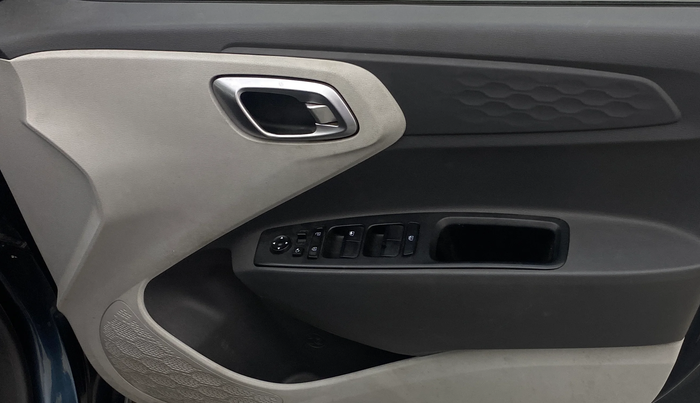 2022 Hyundai GRAND I10 NIOS SPORTZ 1.2 KAPPA VTVT, Petrol, Manual, 44,038 km, Driver Side Door Panels Control