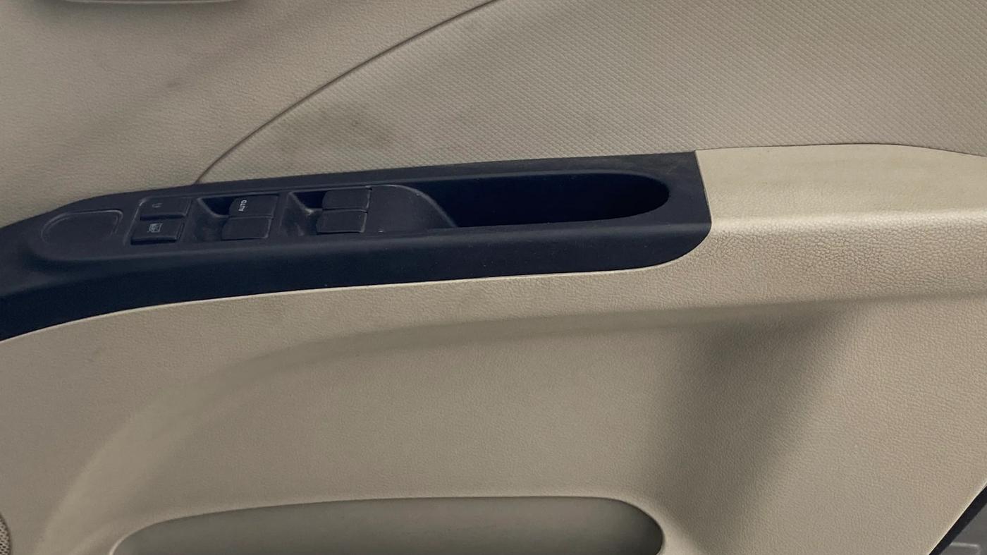 2018 Maruti Celerio VXI, Petrol, Manual, 52,013 km, Driver Side Door Panels Control
