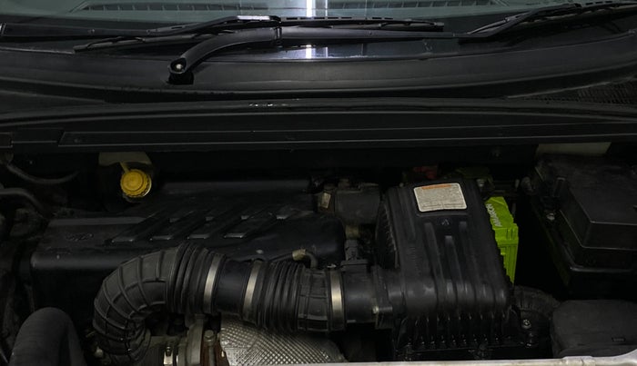 2019 Mahindra MARAZZO M8 8 STR, Diesel, Manual, 30,475 km, Engine View