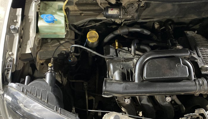 2017 Renault Kwid RXT 1.0, Petrol, Manual, 19,165 km, Engine View - Right